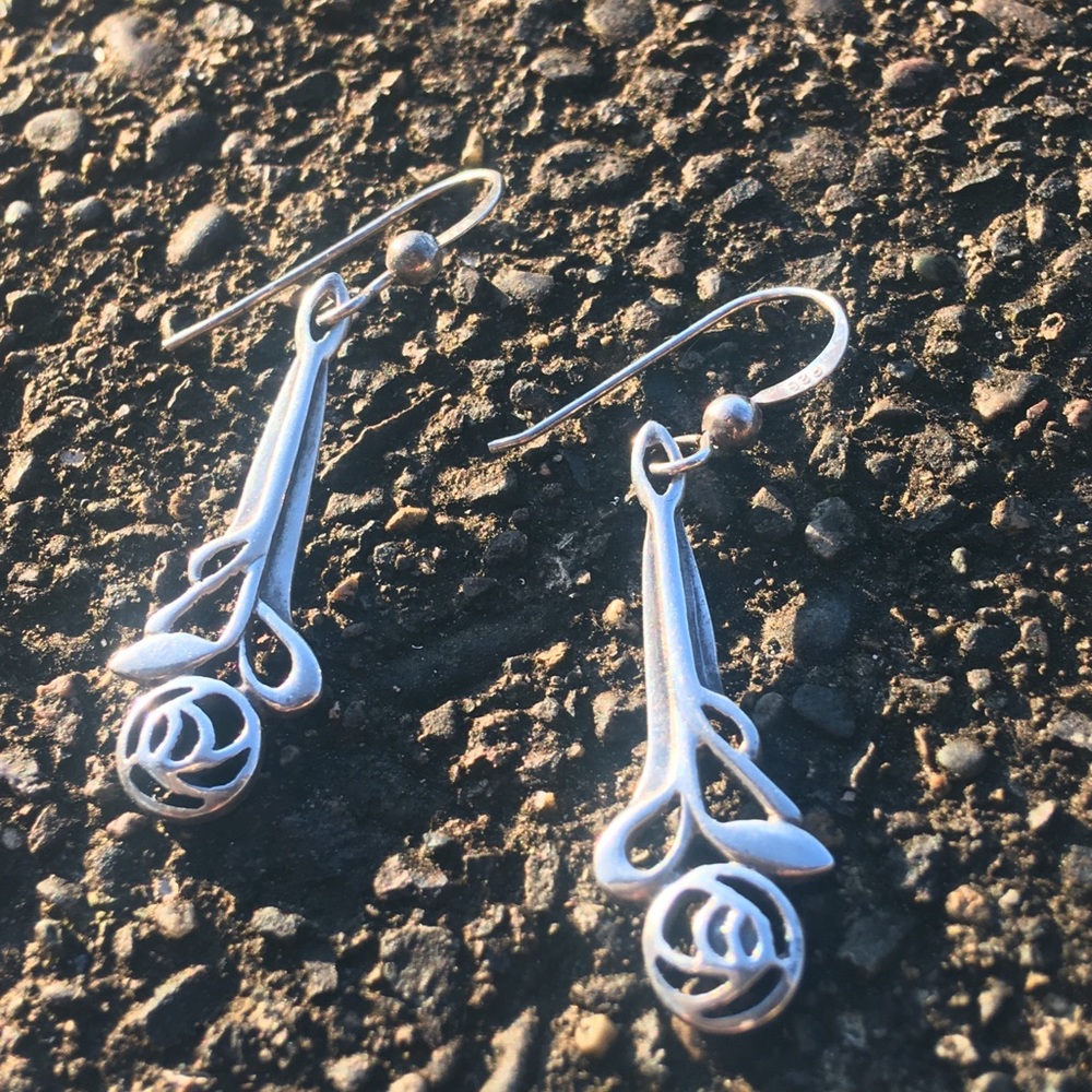 Vintage Sterling Kit Heath Dangle Earrings